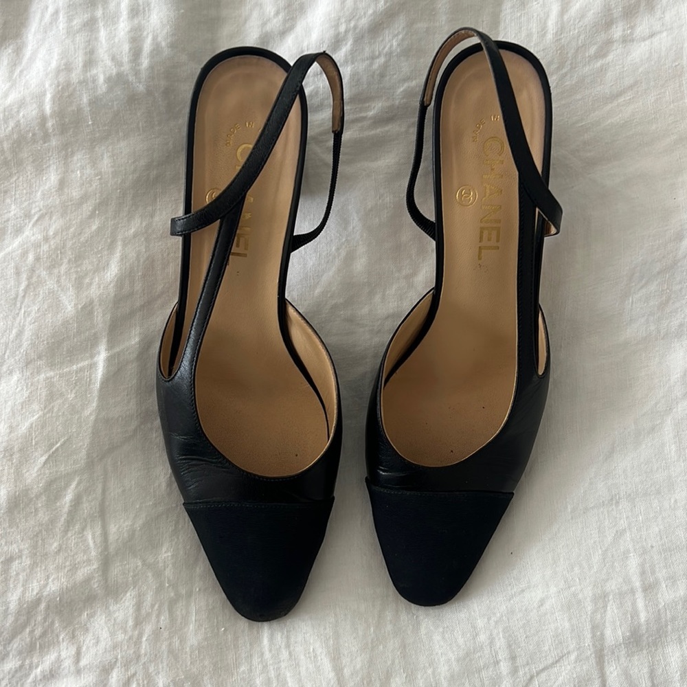 Chanel Black Slingback Cap Toe Heels 10 / 40